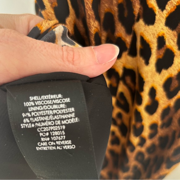 Alice + Olivia Harmony animal print maxi dress - Picture 12 of 12